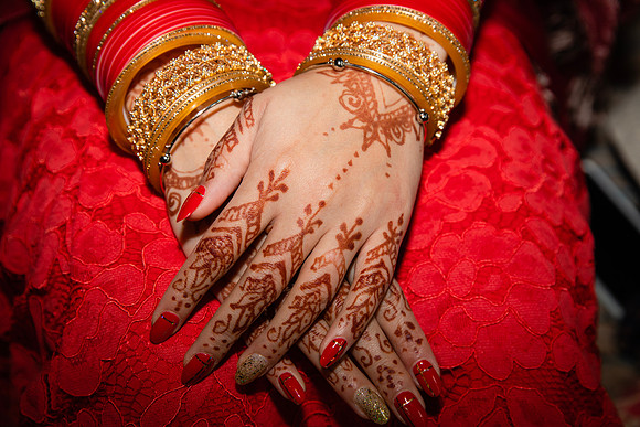 2103 indian-wedding-pictures-chooda-ceremony-sag-harbor-longisland-newyork